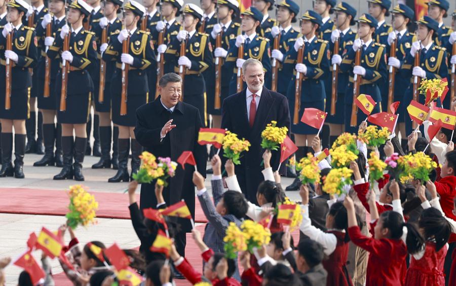 习近平会见西班牙国王费利佩六世